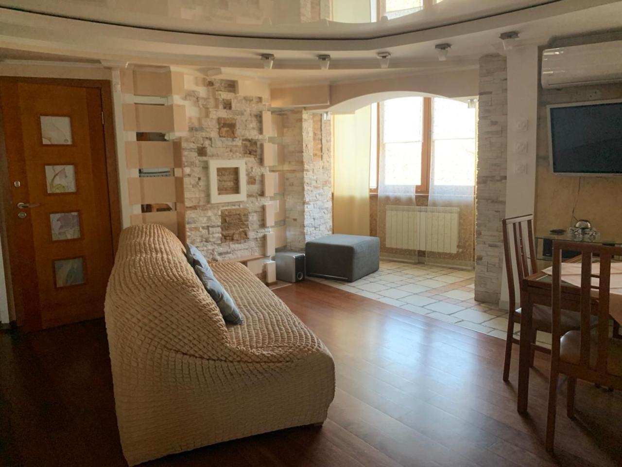 Teris Apartment
